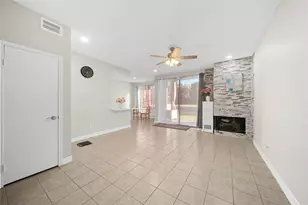 8257 Sands Point Dr, Houston, TX 77036 - Photo 5