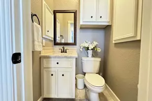 438 Jeanie Lynn St, Galveston, TX 77554 - Photo 17
