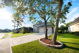 419 Old Orchard Dr, Dickinson, TX 77539 - Photo 1