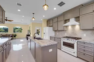 419 Old Orchard Dr, Dickinson, TX 77539 - Photo 17