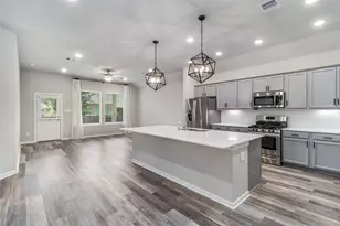 323 Fanpalm Ct, Willis, TX 77318 - Photo 15