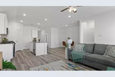 7735 Evening Emerald Drive, Iowa Colony, TX 77583 - Photo 9