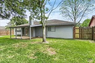 2902 Early Turn Dr, Webster, TX 77598 - Photo 11