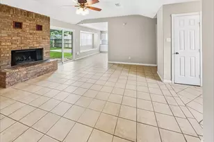 2902 Early Turn Dr, Webster, TX 77598 - Photo 3