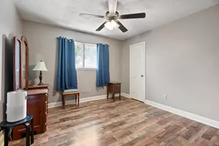 902 E X St, Deer Park, TX 77536 - Photo 19