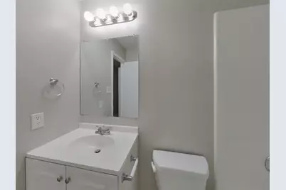 6615 Laurel Glen Drive, Katy, TX 77449 - Photo 13