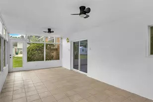 108 Woodland Rd, Lake Jackson, TX 77566 - Photo 23