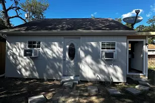 9337 B Talton St, Houston, TX 77078 - Photo 1
