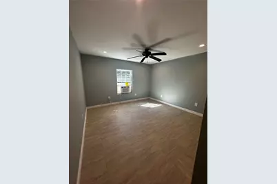 9337 B Talton Street, Houston, TX 77078 - Photo 7