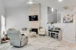 12321 Corona Ln, Houston, TX 77072 - Photo 9
