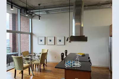 4899 Montrose Boulevard #1806, Houston, TX 77006 - Photo 3