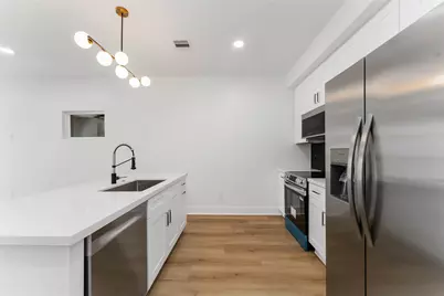 3520 Castor Street #A B, Houston, TX 77022 - Photo 11