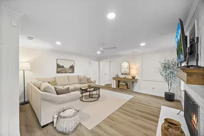 3007 Falling Brook Drive, Kingwood, TX 77345 - Photo 11