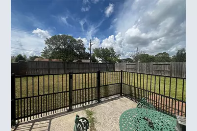 4927 Tallow Cove Drive, Baytown, TX 77521 - Photo 23