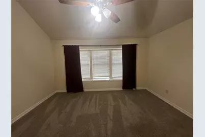 4927 Tallow Cove Drive, Baytown, TX 77521 - Photo 17