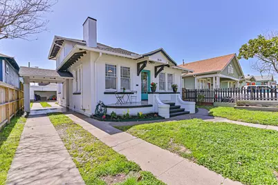 3519 Avenue R 1/2, Galveston, TX 77550 - Photo 1