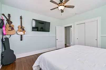 3519 Avenue R 1/2, Galveston, TX 77550 - Photo 21