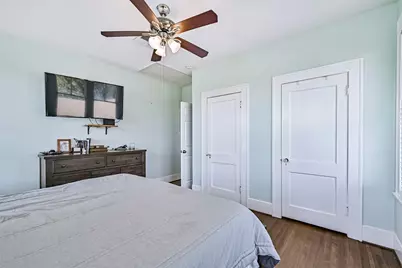 3519 Avenue R 1/2, Galveston, TX 77550 - Photo 31