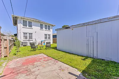 3519 Avenue R 1/2, Galveston, TX 77550 - Photo 39