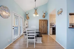 1114 Tiki Dr Dr, Tiki Island, TX 77554 - Photo 9