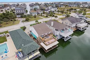 1114 Tiki Dr Dr, Tiki Island, TX 77554 - Photo 43