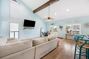 1114 Tiki Dr Dr, Tiki Island, TX 77554 - Photo 5