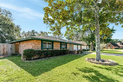 267 Wentworth Drive, West Columbia, TX 77486 - Photo 3