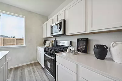 1046 Moon Drop, Houston, TX 77090 - Photo 5