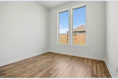 12226 Hyland Lane, Mont Belvieu, TX 77523 - Photo 9