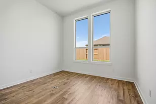 12226 Hyland Ln, Mont Belvieu, TX 77523 - Photo 9