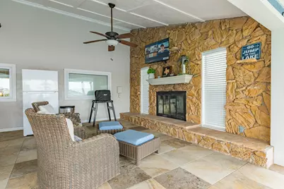 24 Quintana Drive, Galveston, TX 77554 - Photo 17