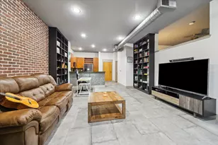 1901 Post Oak Blvd, Houston, TX 77056 - Photo 29