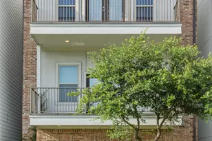 727 Schwartz St, Houston, TX 77020 - Photo 1