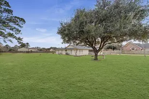 311 Mariachi St, Crosby, TX 77532 - Photo 7