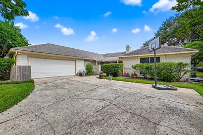 3415 W Creek Club Drive, Missouri City, TX 77459 - Photo 5