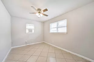 1715 Fidelity St, Houston, TX 77029 - Photo 11