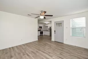 3710 Dreyfus St, Houston, TX 77021 - Photo 7