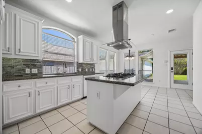 1207 Ellcreek Court, Sugar Land, TX 77479 - Photo 7