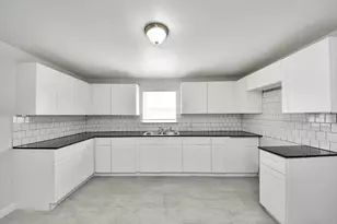 8116 St Louis St, Houston, TX 77028 - Photo 27