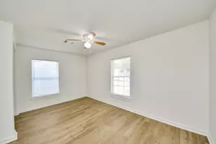 8116 St Louis St, Houston, TX 77028 - Photo 19