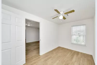 8116 Saint Louis Street, Houston, TX 77028 - Photo 15