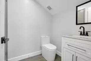 12564 Memorial Dr, Houston, TX 77024 - Photo 41