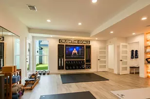 12564 Memorial Dr, Houston, TX 77024 - Photo 25