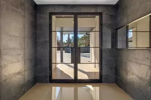 12564 Memorial Dr, Houston, TX 77024 - Photo 9