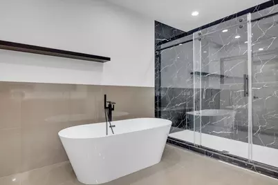 12564 Memorial Drive, Houston, TX 77024 - Photo 21