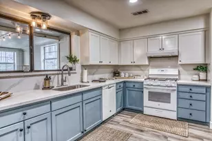 1807 Lakeview Dr, Brenham, TX 77833 - Photo 5