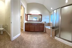 4606 Auburn Brook Ln, Sugar Land, TX 77479 - Photo 9