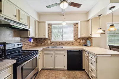 4226 Mossygate Drive, Spring, TX 77373 - Photo 9