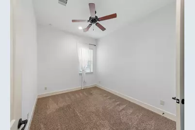 1002 Highclere Holly Court, Conroe, TX 77384 - Photo 29