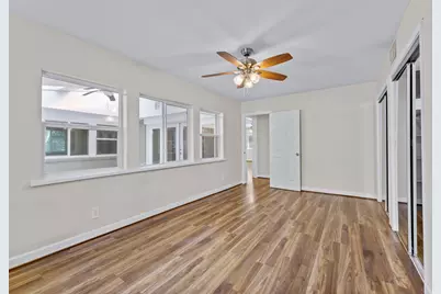 10613 Willowgrove Drive, Houston, TX 77035 - Photo 25